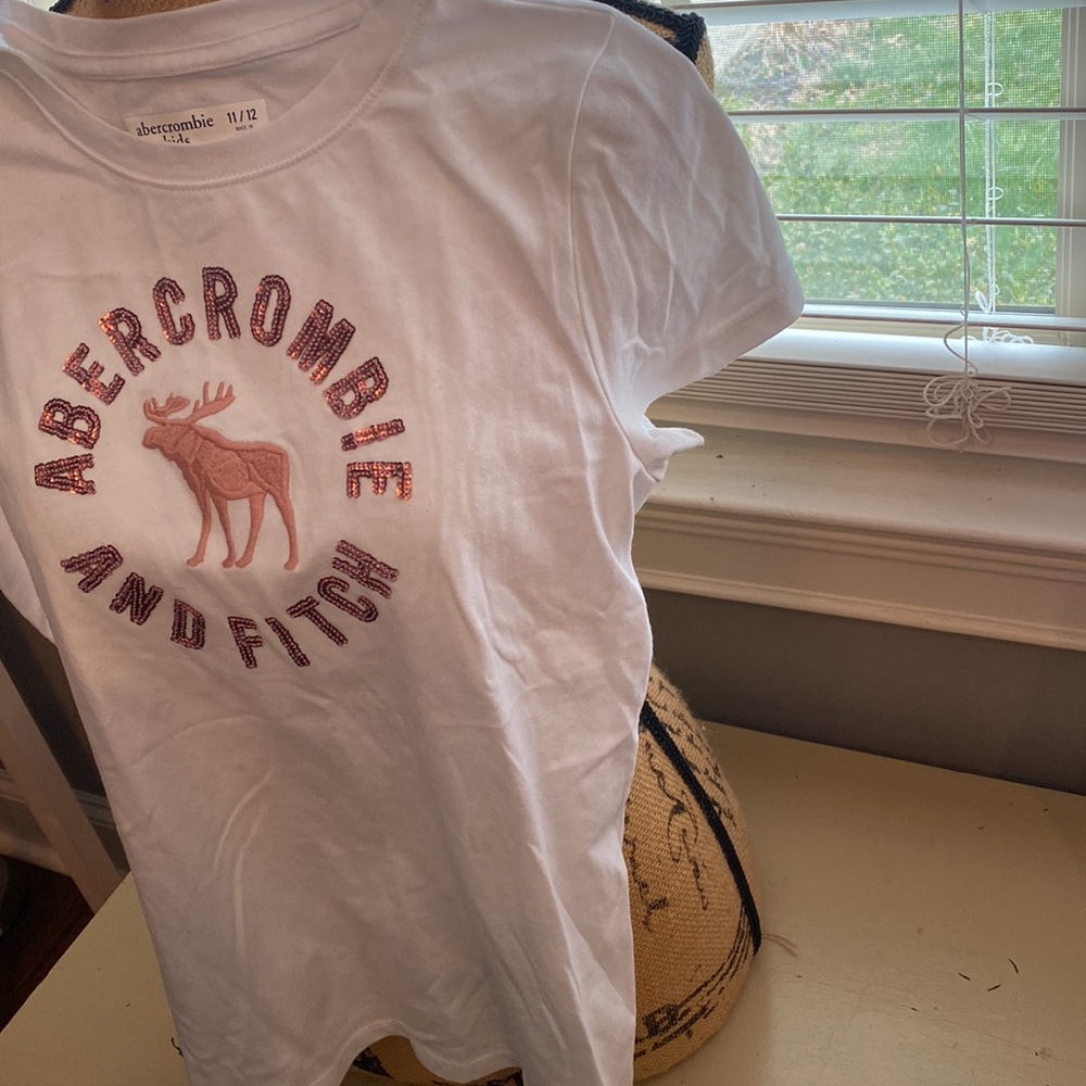 Abercrombie tee shirt - Picture 3 of 5